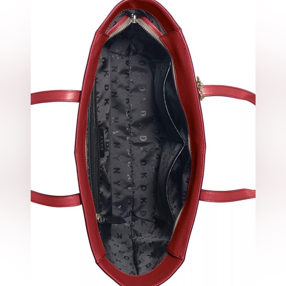 DKNY
Bryant Medium Zippered Tote Bag - Picture 3 of 4